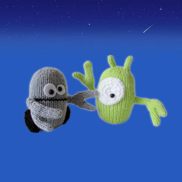 Alien and Robot