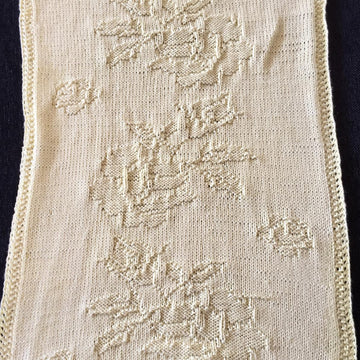 Nr. 24 Roses with small roses guest towel