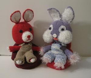 Knitkinz Rabbits, Table and Chair