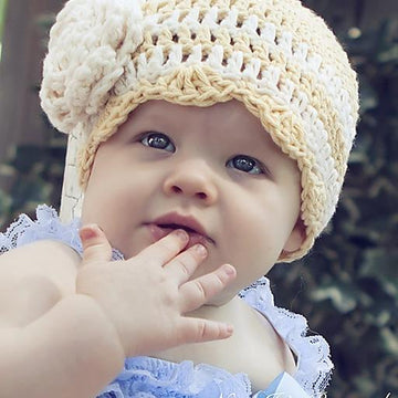 Petal Edge Beanie With Flower 261
