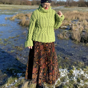 Play with Cables Pullover
