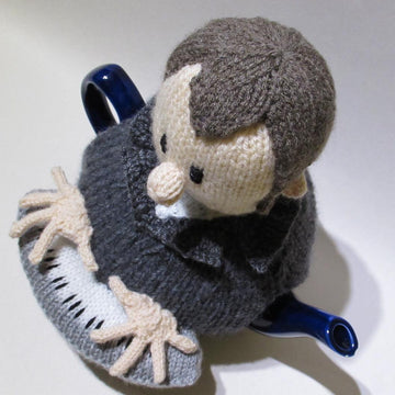 Music man Tea Cosy
