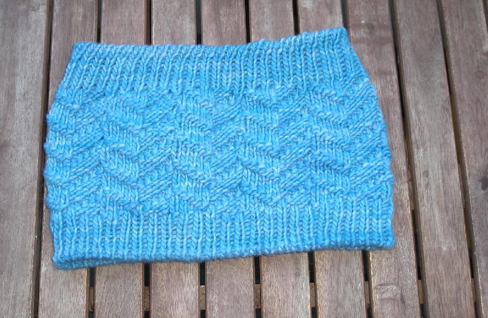 Chutes Reversible Headband and Cowl