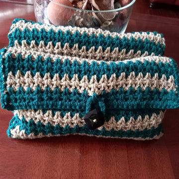 V Stich Stripe Clutch Bag