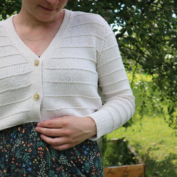 LINE Cardi