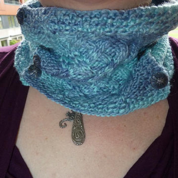 Puka Cowl