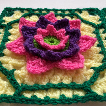 Flower square with border I by HueLaVive