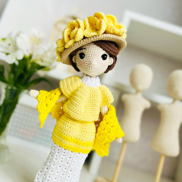 Amigurumi doll, crochet doll, crochet toy, amigurumi toy, Miss 1910s