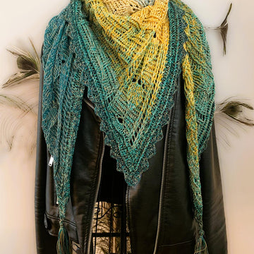Triangular Scarf "Xanthis"