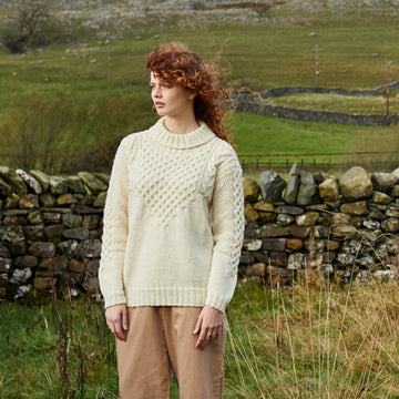 British Wool Aran Collection Ebook - Knitting Patterns for Women by Debbie Bliss