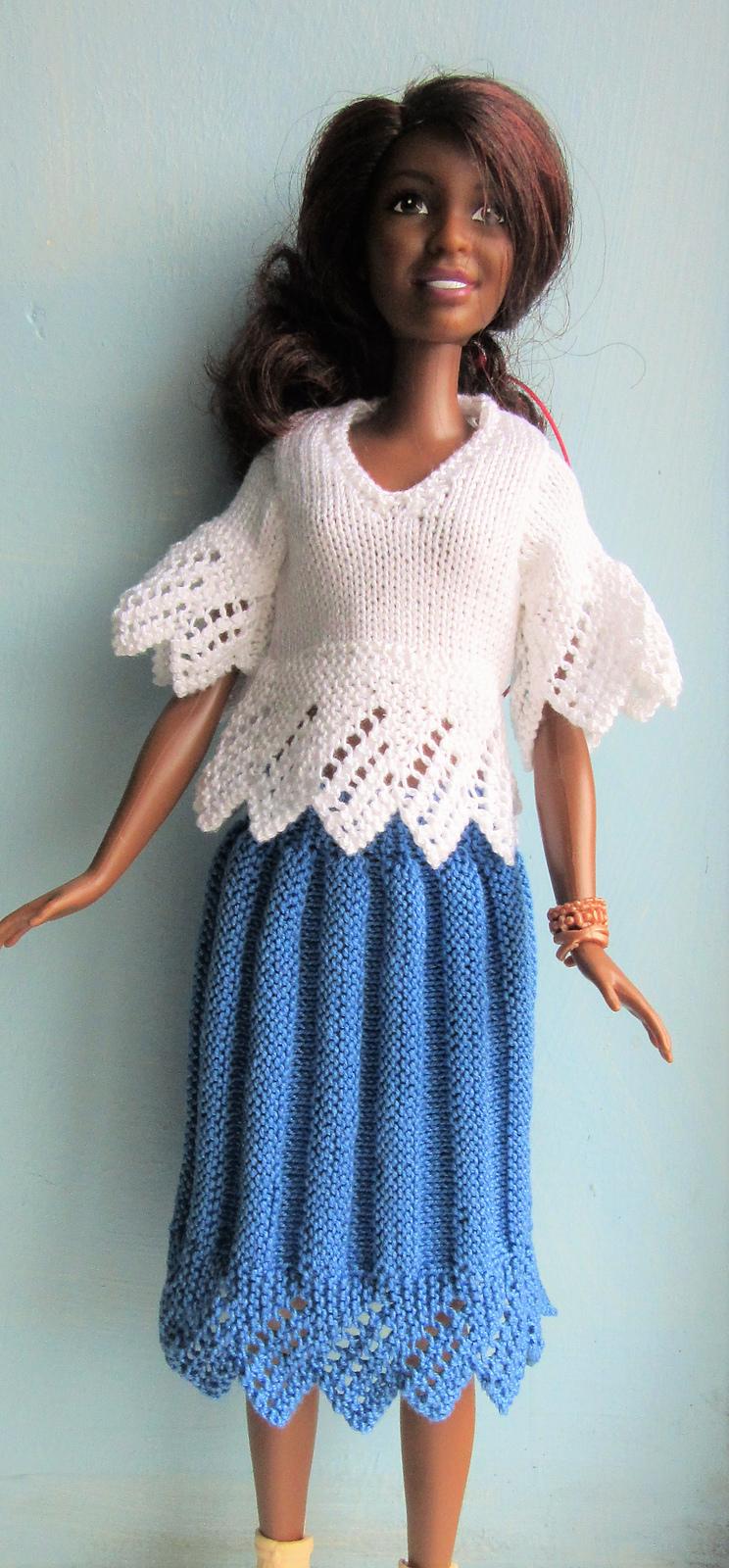 1:6th scale Ladies skirt and top