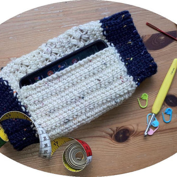 Cozy Cool Beans Scarf ~ Detachable Hand-Muff