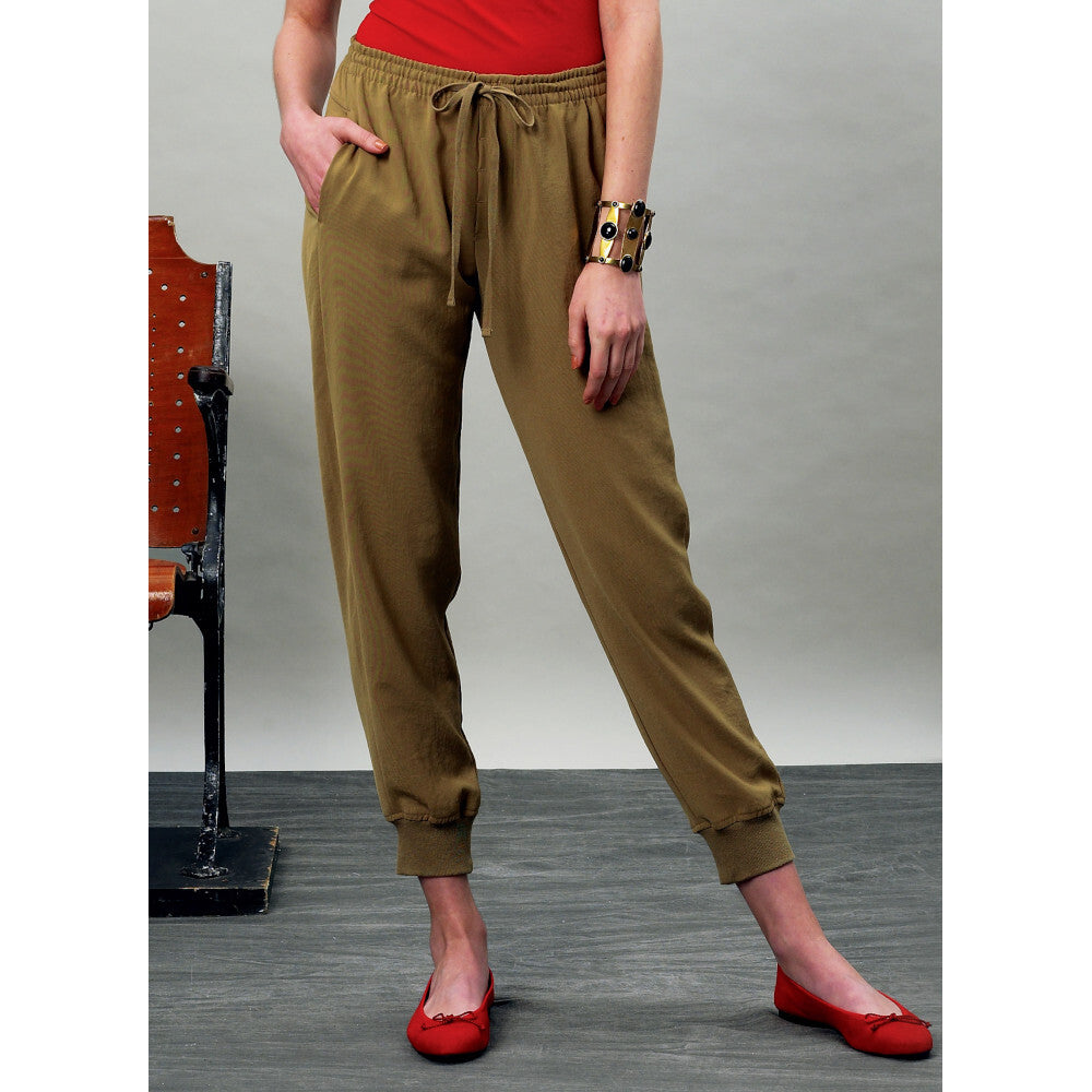 Vogue Misses' Pants V8909 - Sewing Pattern