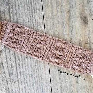 Tess Towel Hanger