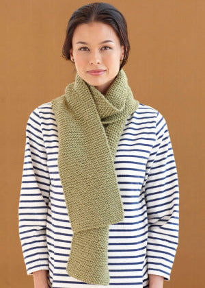Jadeite Green Scarf in Lion Brand Vanna's Choice - L0458