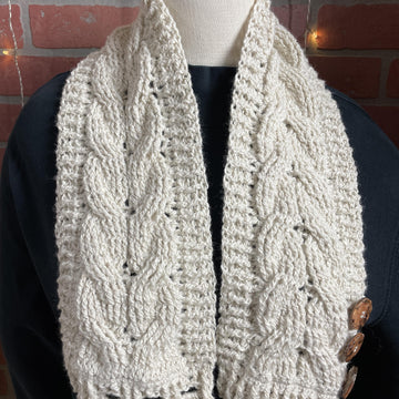 Cushy Cabled Cowl
