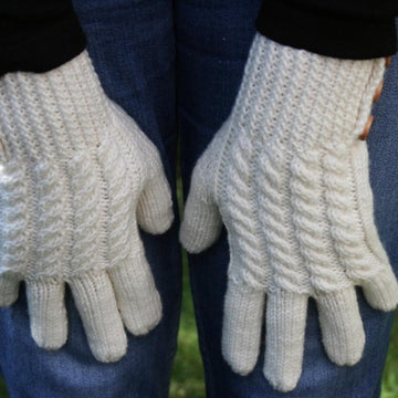 Winter Twist Gloves