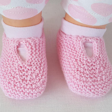 Monica - 4ply baby shoes or slippers