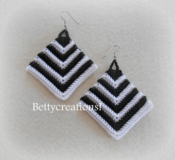 Betty's Earrings Crochet Pattern