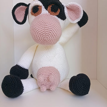 Crochet Amigurumi Toy Cow Bubbles