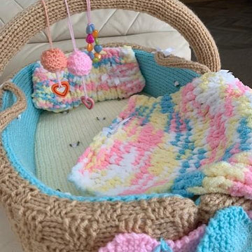 DOLL'S MOSES BASKET VERSION 2