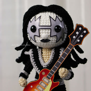 The Spaceman – Rock Star Amigurumi Crochet Pattern + Guitar Printable (Fanart Inspired)