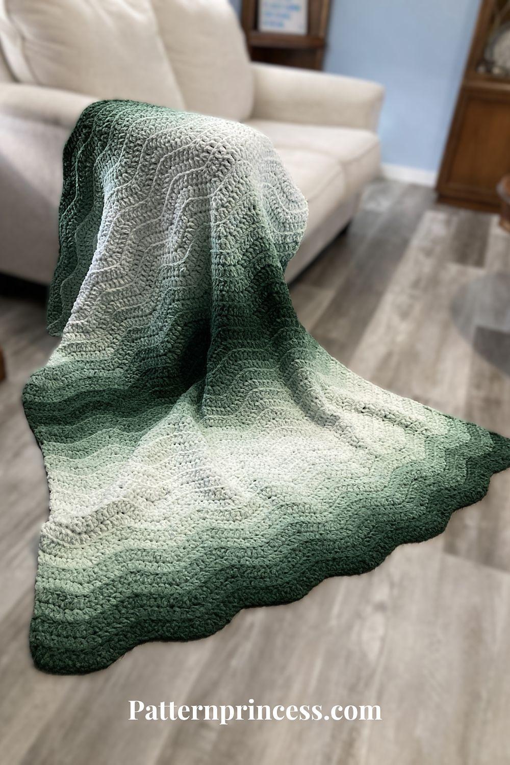 White Spruce Wavy Throw