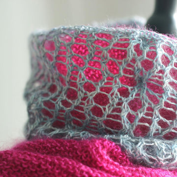 Goldtau cowl