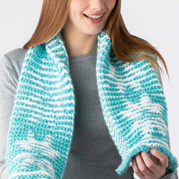 Norwegian Star Illusion Scarf