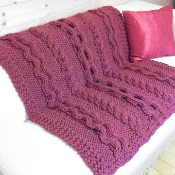 Eternal chunky cable blanket / throw