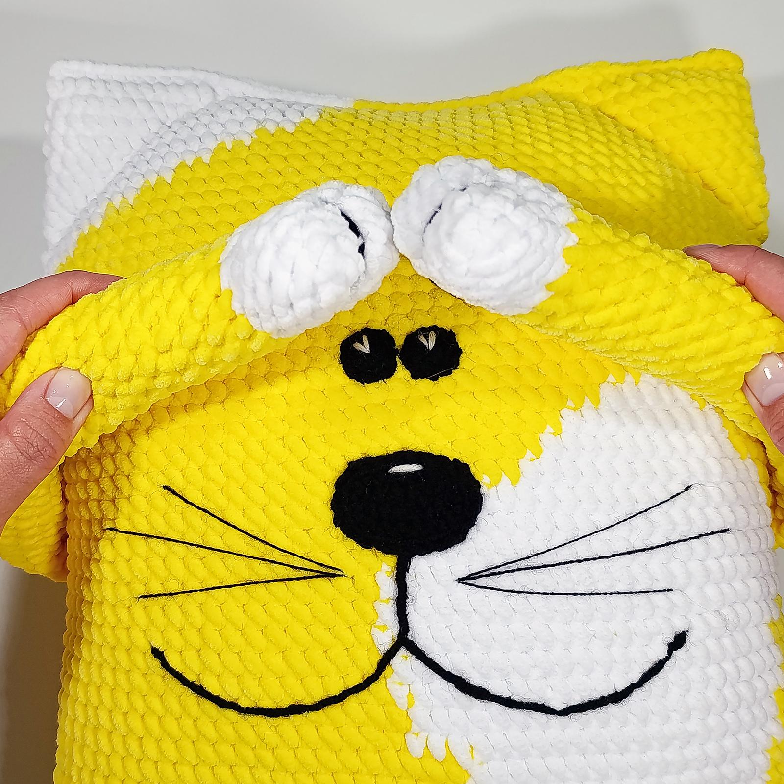 Lemon Cat Pillow