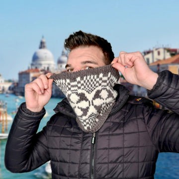 Accademia Cowl