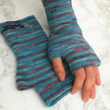 Nuriye Mitts