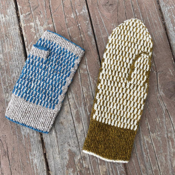 Peaks Mittens