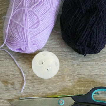Crochet pattern baby rattle hippo Luzie
