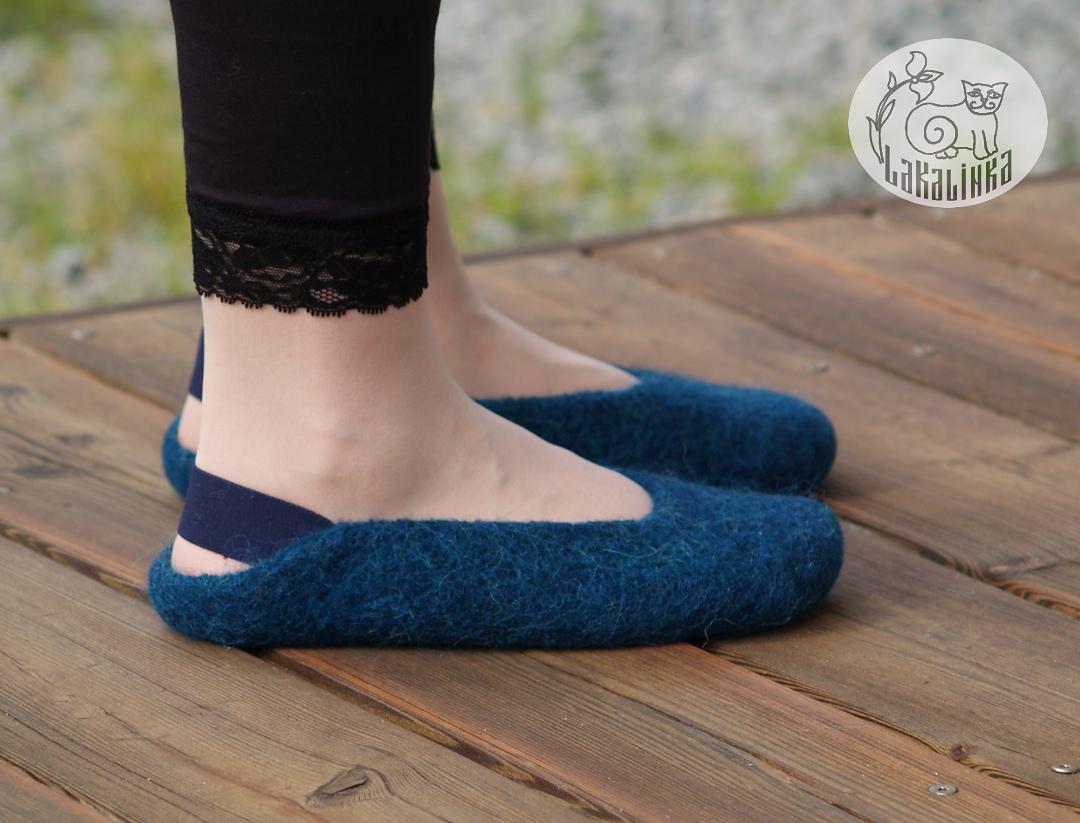 Pia slippers