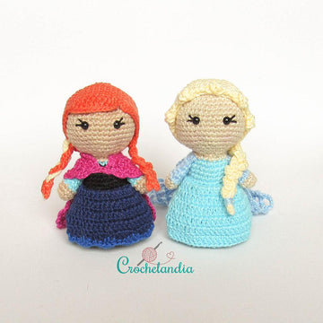 Elsa and Anna amigurumi dolls - crochet patterns by Crochelandia