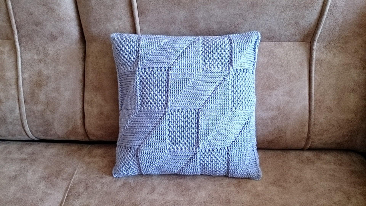 Stairs pillow