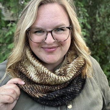 Fine Feather Cowl Lite