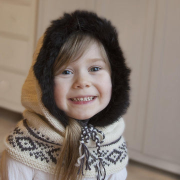 Eskimo hooded cowl