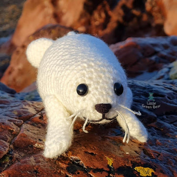 Sandy the Seal - UK Terminology - Amigurumi
