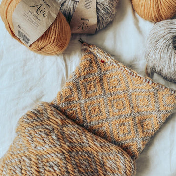 Fair Isle rhombus scarf with fringe
