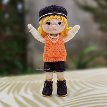 Lisa doll