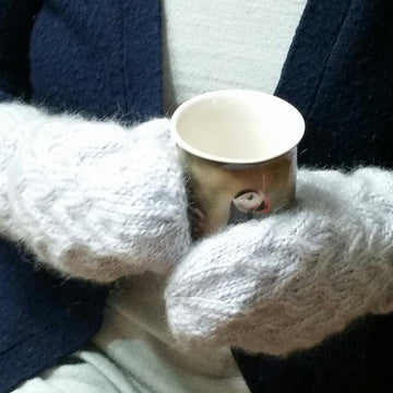 Ocean Waves Cable Mitts