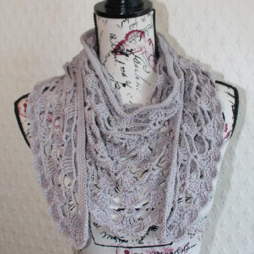 Lacy Neckerchief with Cupped Shell Edging