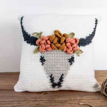 040- Bull's skull pillow cover