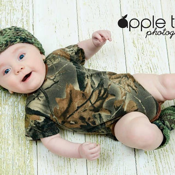 Button Loop Booties - Infant Sizes