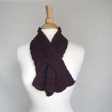 Merlina Keyhole Scarf