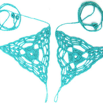 Triangle barefoot sandals