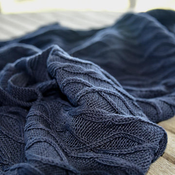4 Ply Cable Trellis Blanket